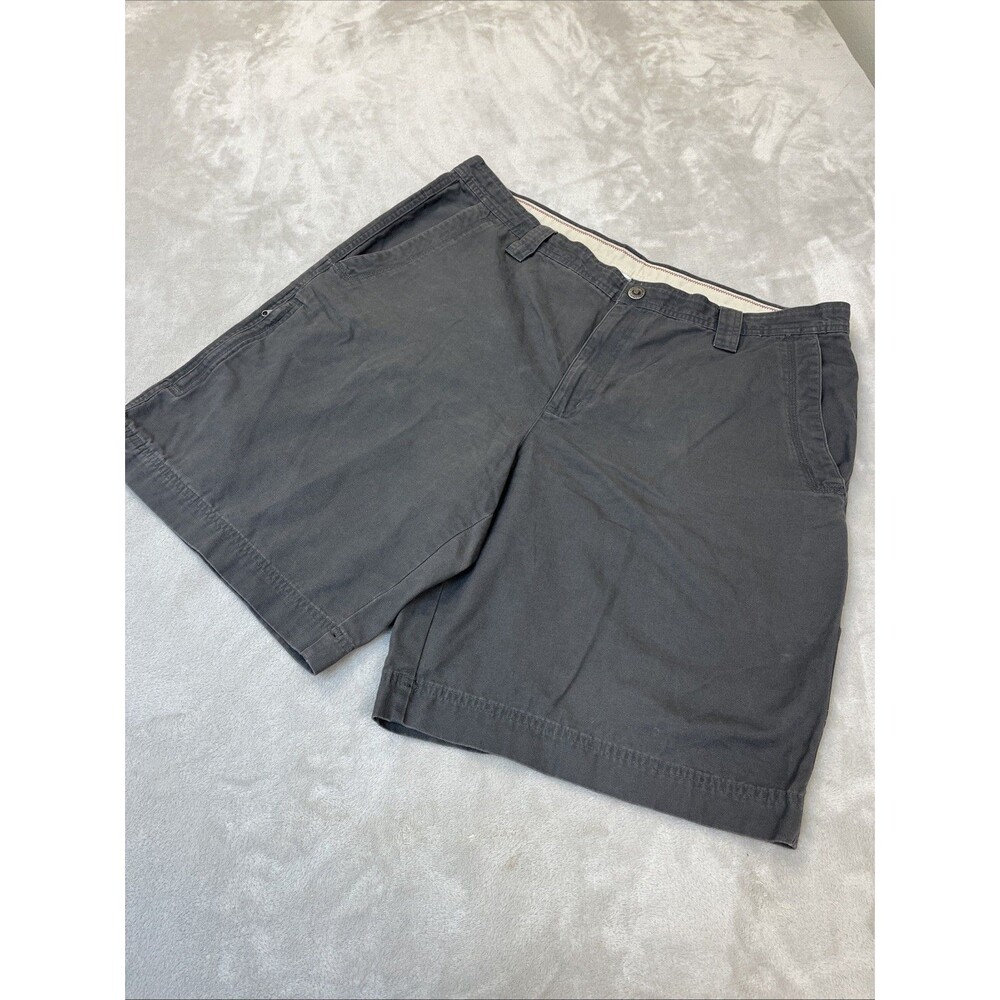 Columbia Shorts Men’s 42 Gray Canvas 10" Inseam Hiking Outdoor Chino 100% Cotton